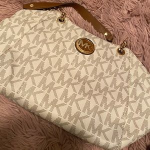 Mediums size MK bag. Almost new